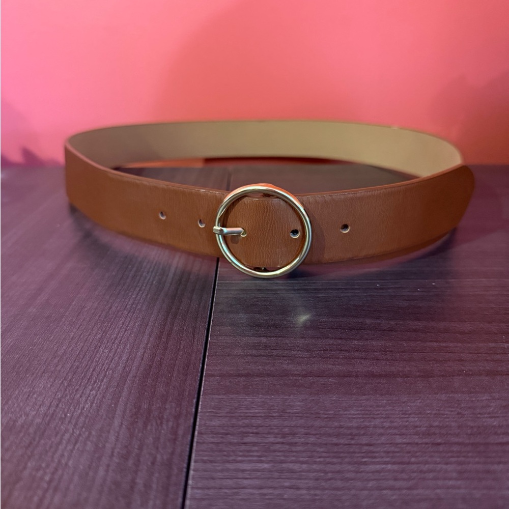 Old Navy Brown Belt with Gold Circle Buckle